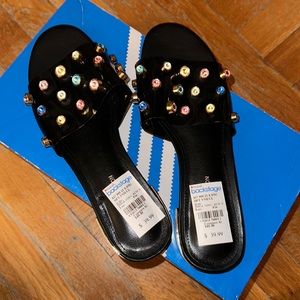 BCBG BLACK FANCY FLATS